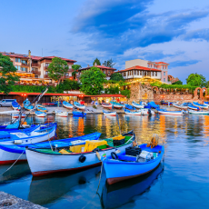 בורגס: אוגוסט משפחות