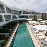 The YACHT, הרצליה