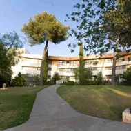 מלון C Hotel נווה אילן