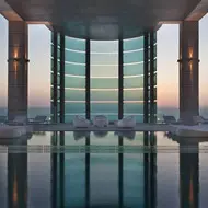 מלון ישרוטל רויאל ביץ`, תל אביב